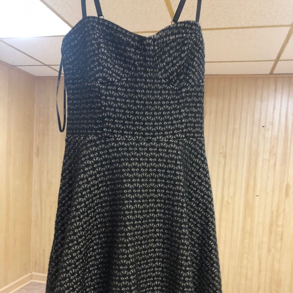 Black dress - Picture 2 of 5